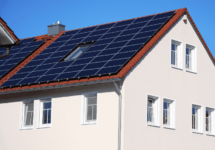 L’été est de retour : comment vos panneaux photovoltaïques peuvent vous aider à profiter des journées ensoleillées ☀️