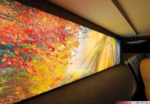 3 raisons d’installer un mur tendu dans votre intérieur